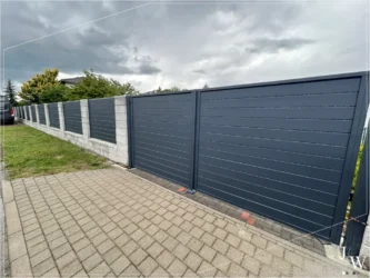 Zaun für Grundstück Forst